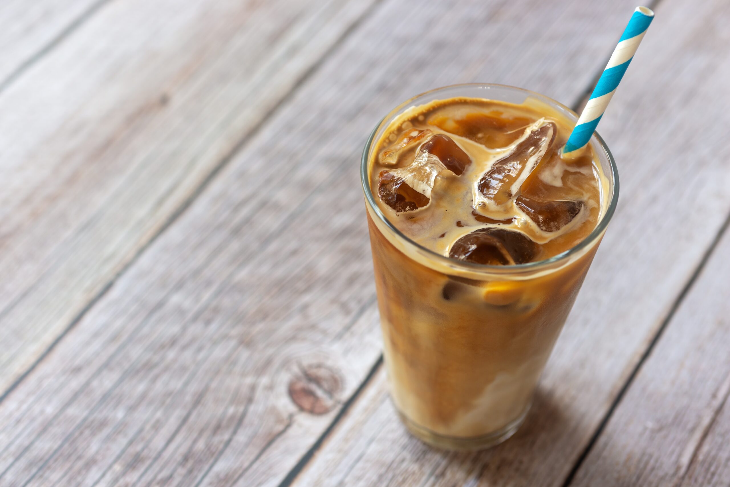Foods to avoid with permanent porcelain veneers 