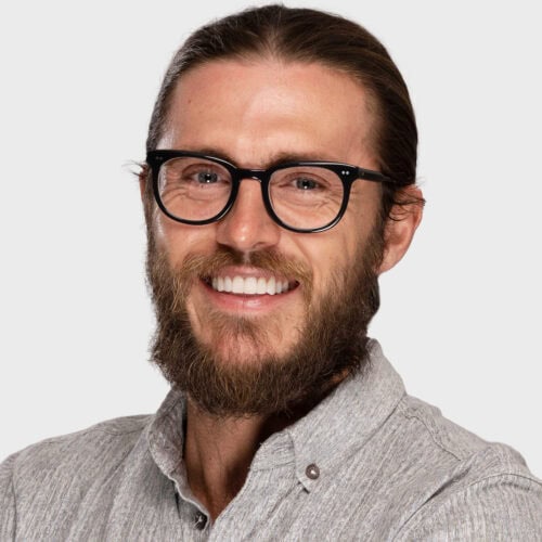 Custom porcelain veneers digitally designed to suit each individual’s dental needs, facial structure, and preferred tooth shape, size, and colour